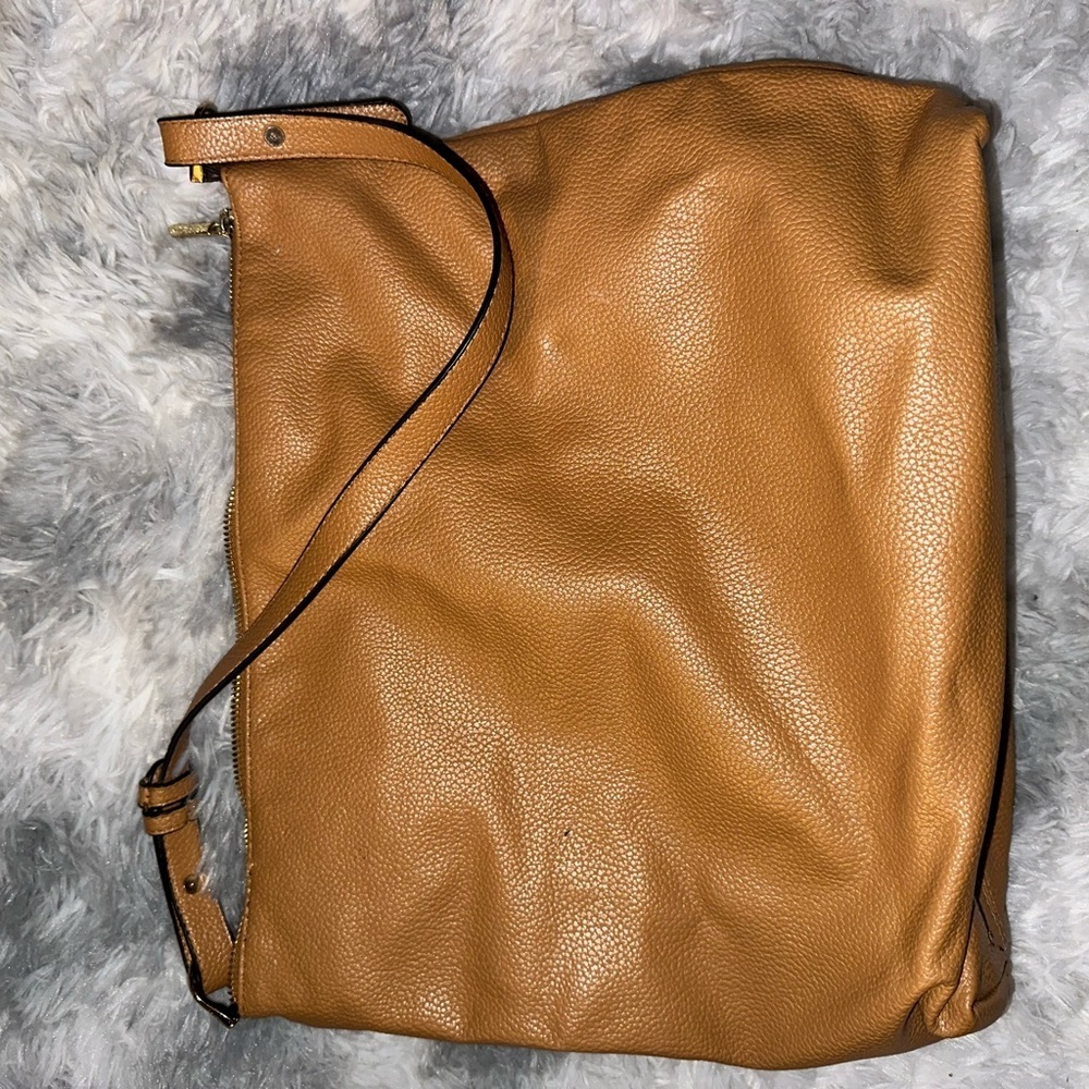 Michael Kors Handbags - Bundle of 3 👛 👜 - Picture 2 of 15